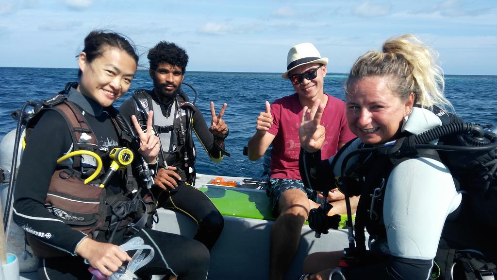 Marinabayvilla-Himandhoo Exteriör bild